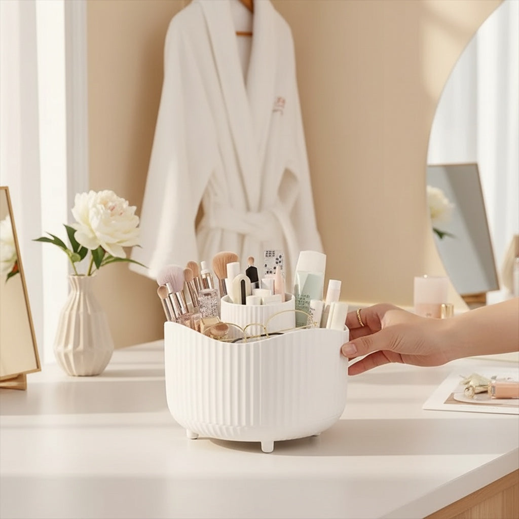 House of Tresse EasyAccess weißer Kosmetik-Organizer mit 360° Rotation, 3 Fächern für Pinsel und Make-up.